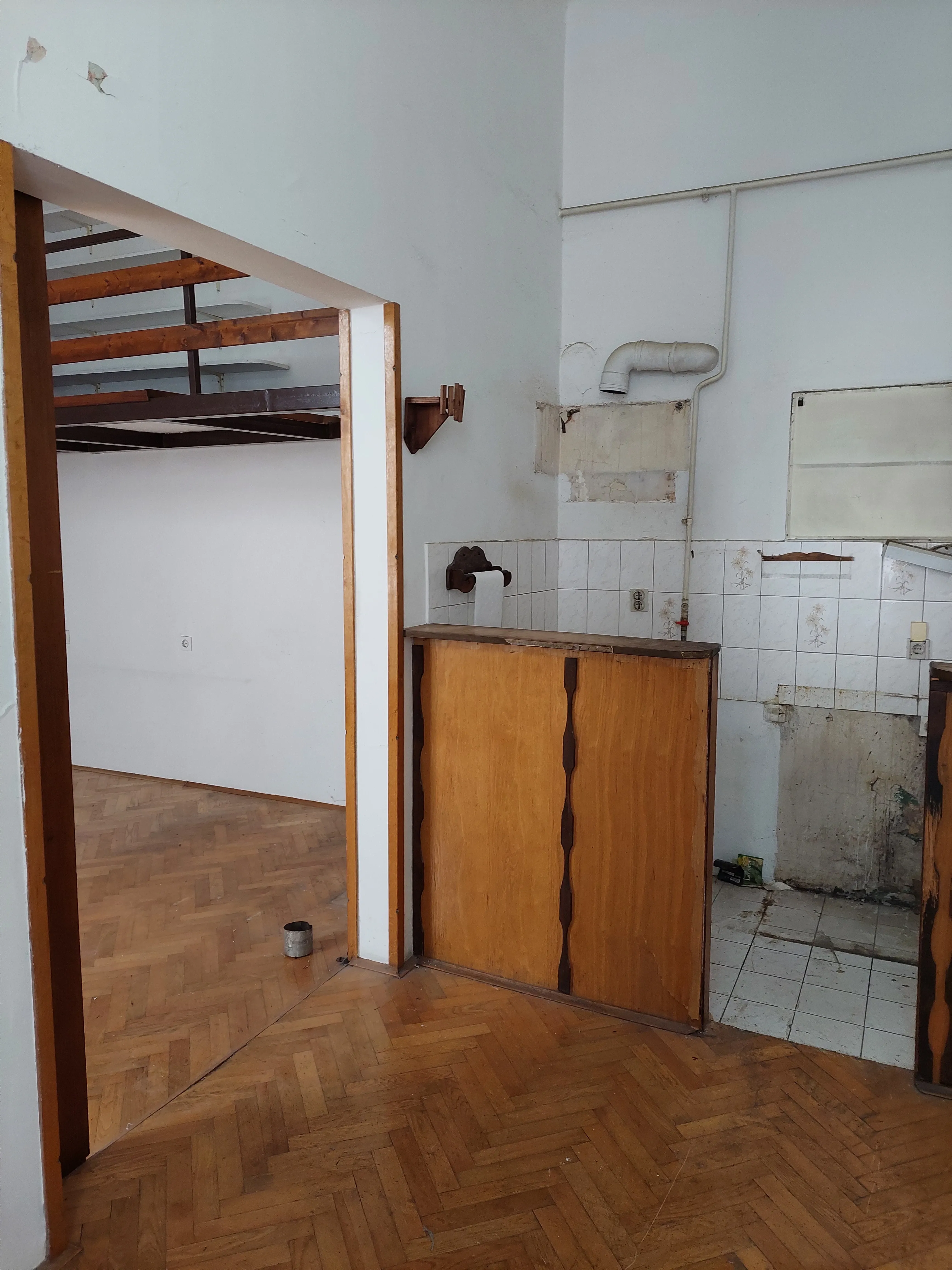 Zagreb apartment interior before renovation - existing condition without clear direction